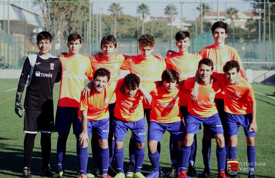 CD Barnes - Cadete B 01
