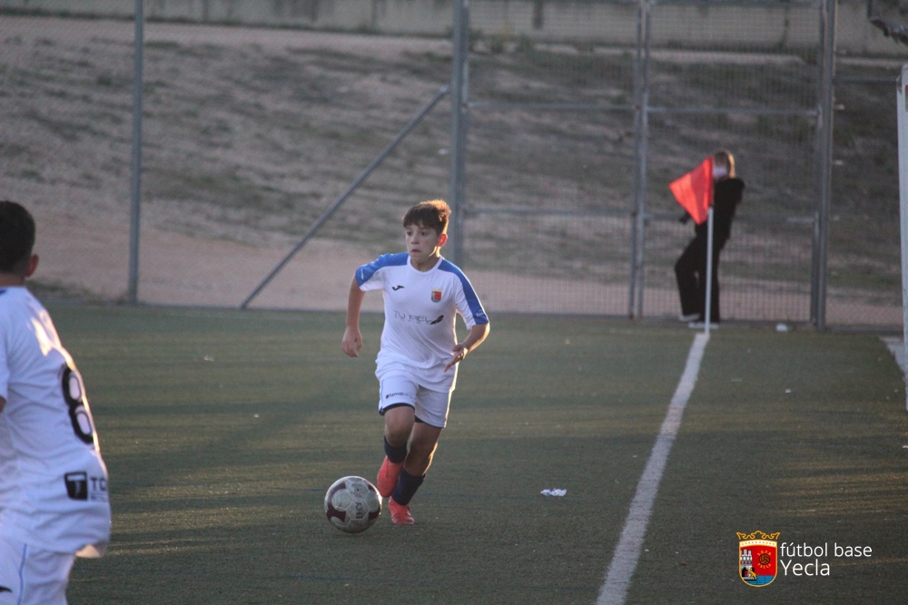 EF Ciudad de Yecla - Infantil B 09