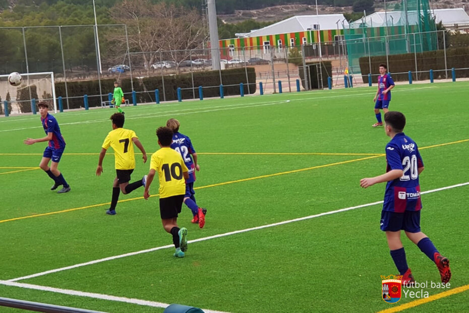 Infantil A - EFB Puente Tocinos 01