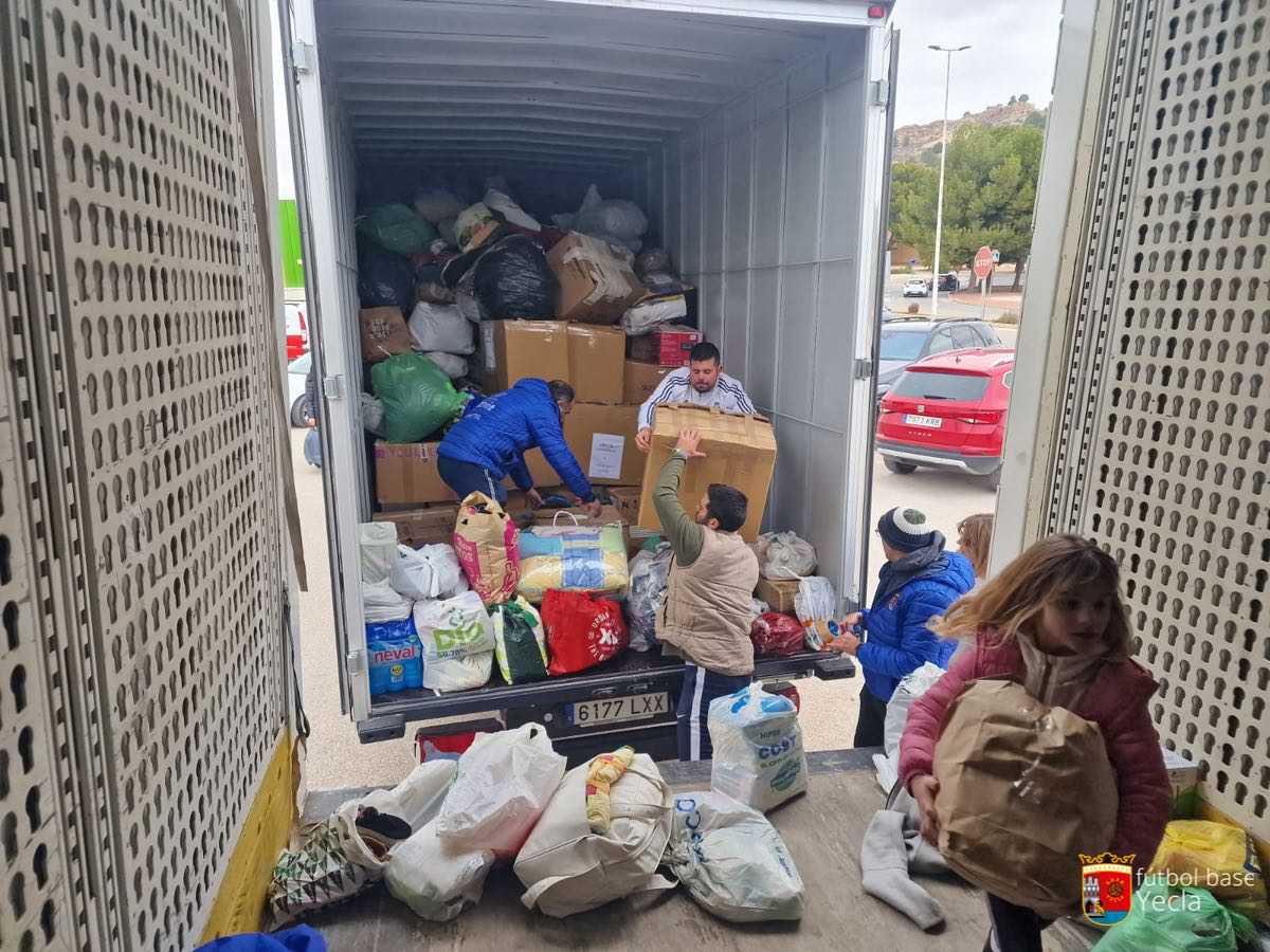 Recogida solidaria Turquia y Siria 01